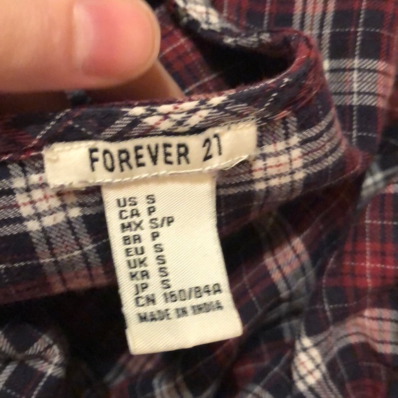 Forever 21 Plaid Long Sleeve - Picture 4 of 4